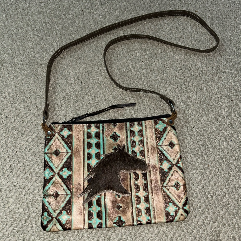 Genuine leather horse design purse